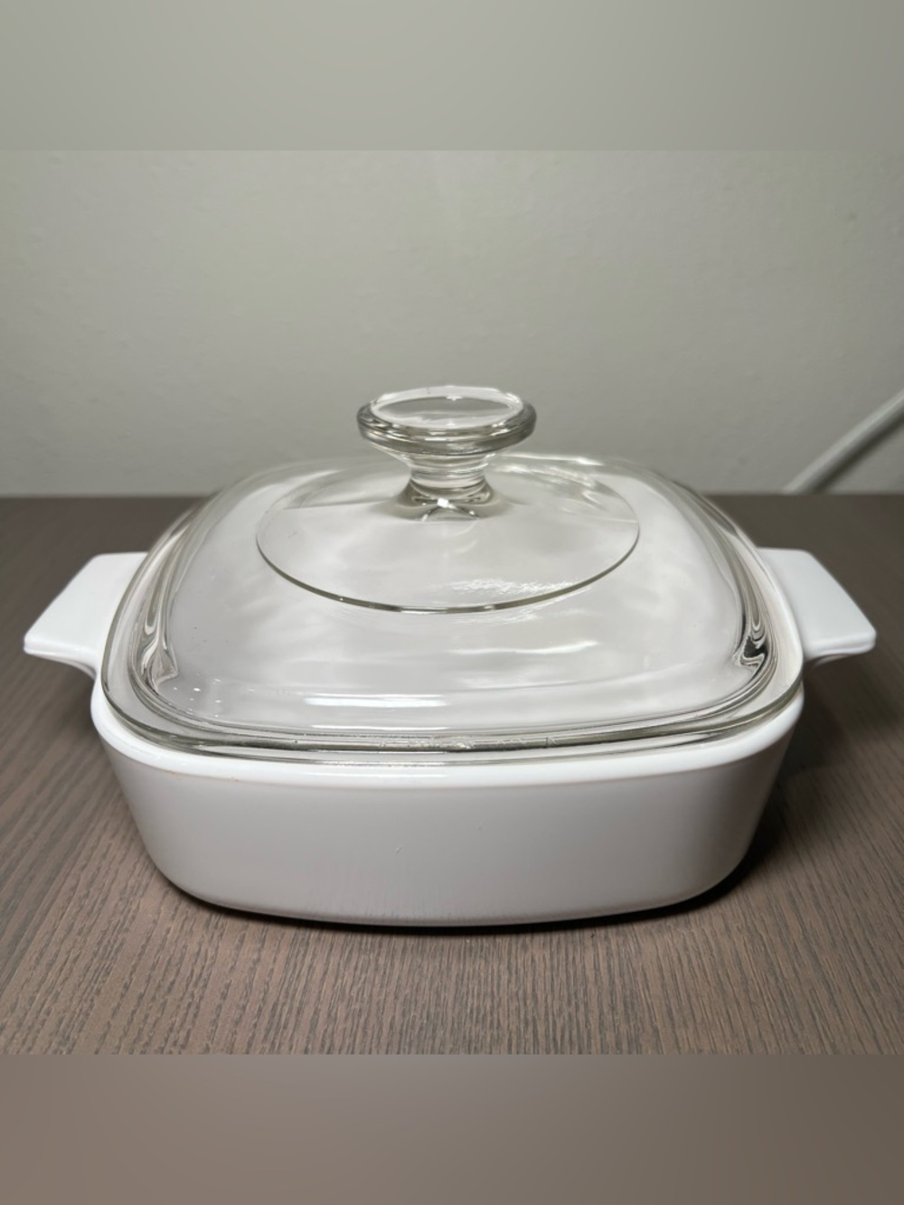 VTG CORNING WARE A-1-B PLAIN WHITE 1 LITER CASSEROLE DISH W/CLEAR LID A7C